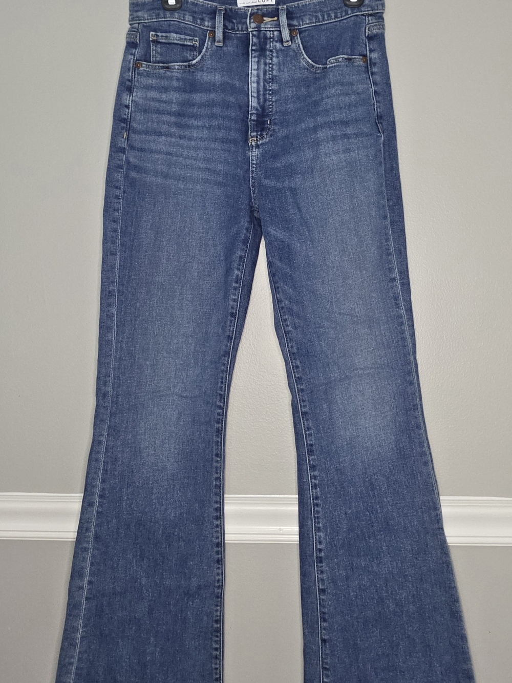 LOFT Mid-Rise Wide-Leg Jeans in Medium Blue Wash